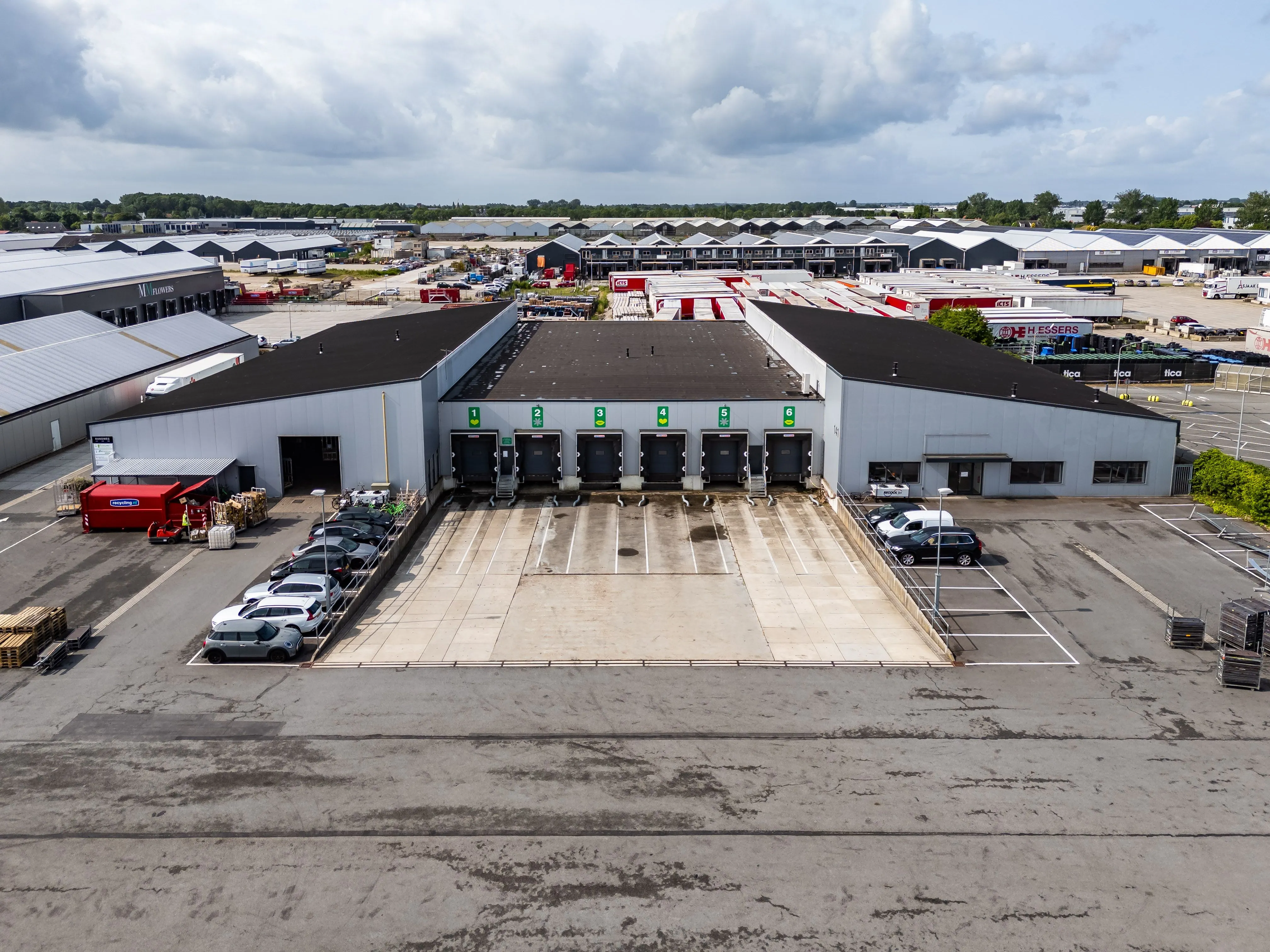 Verhuurder Randweg 141